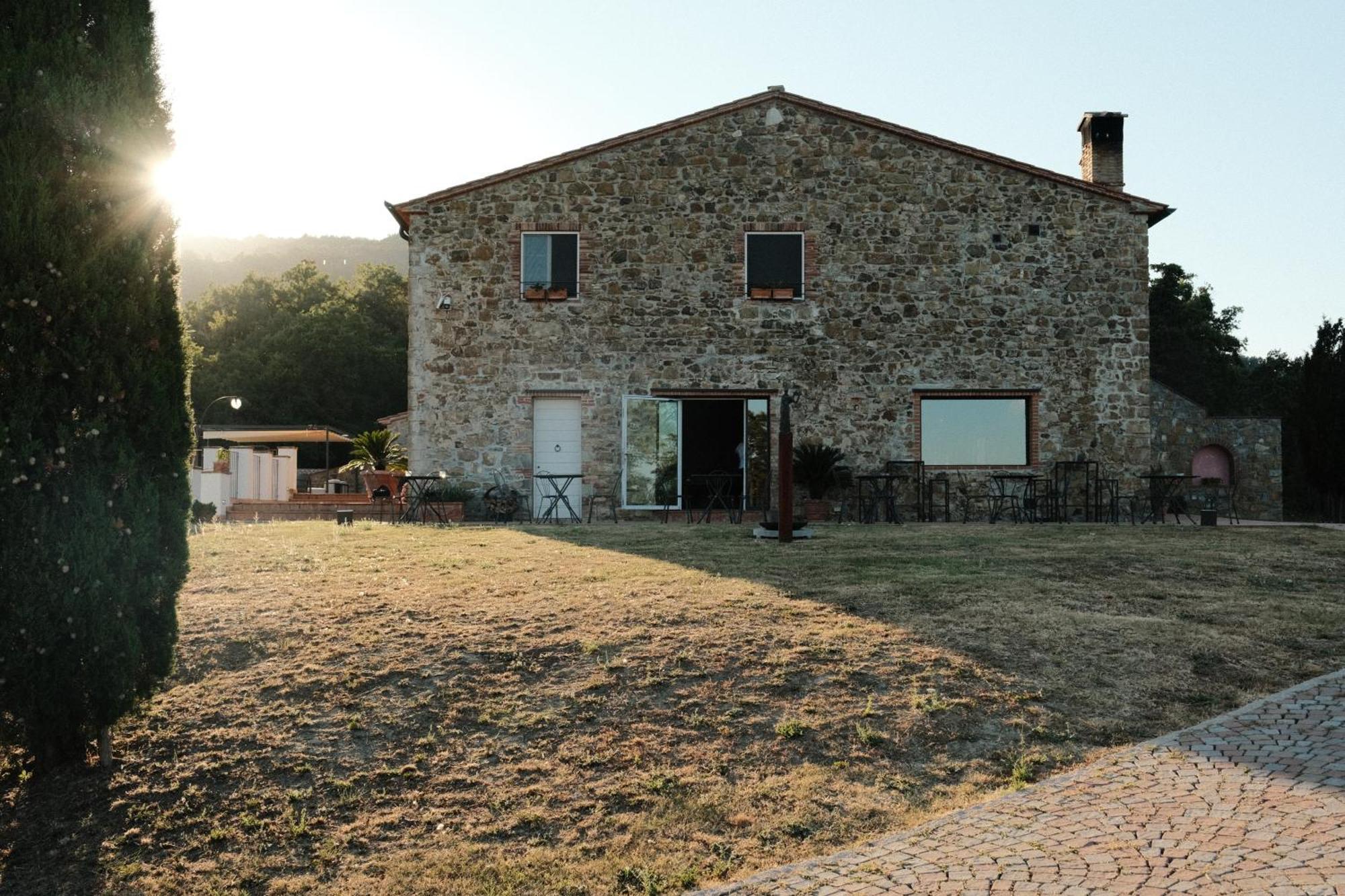 Vin Hotel - Wine Resort And Agriturismo Montieri Exterior foto